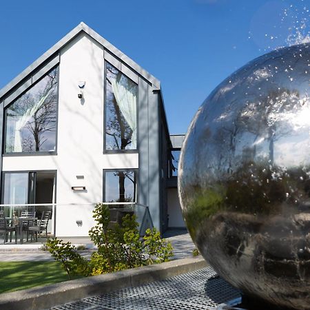 Dafarn Newydd Lodge Llangefni Esterno foto