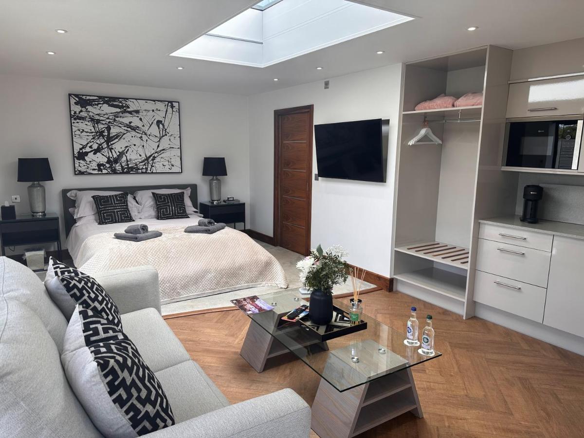 Dafarn Newydd Lodge Llangefni Esterno foto